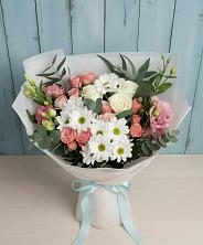 Букет цветов из:  Розы, Лизиантусы и Хризантемы в Залужном