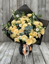 Букет цветов из:  Розы и Лизиантусы в Залужном