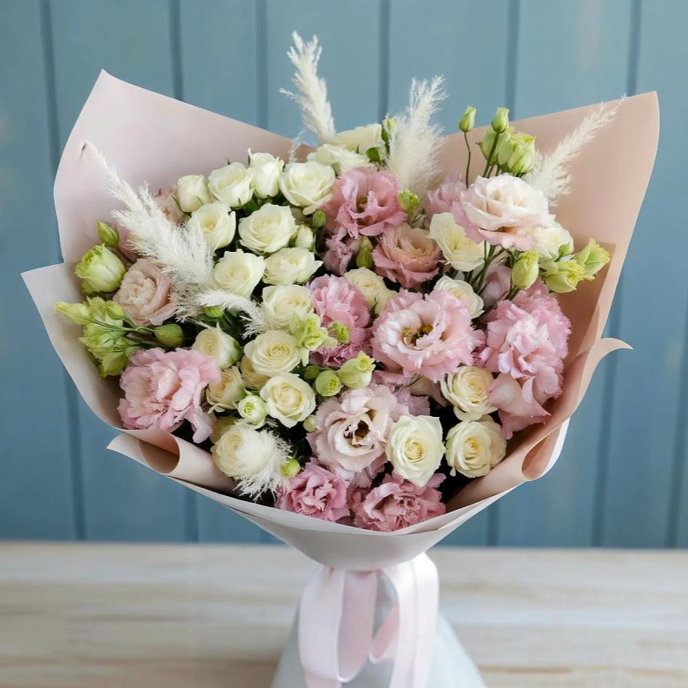 Букет цветов из: Альстромерии и Розы в Залужном