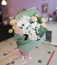 Букет цветов из:  Хризантемы и Розы в Залужном