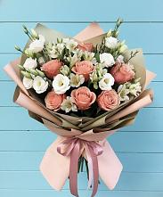 Букет цветов из:  Розы, Альстромерии и Лизиантусы в Залужном