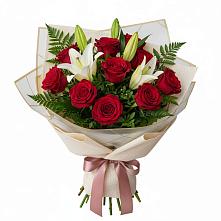 Букет цветов из:  Лилии и Розы в Залужном