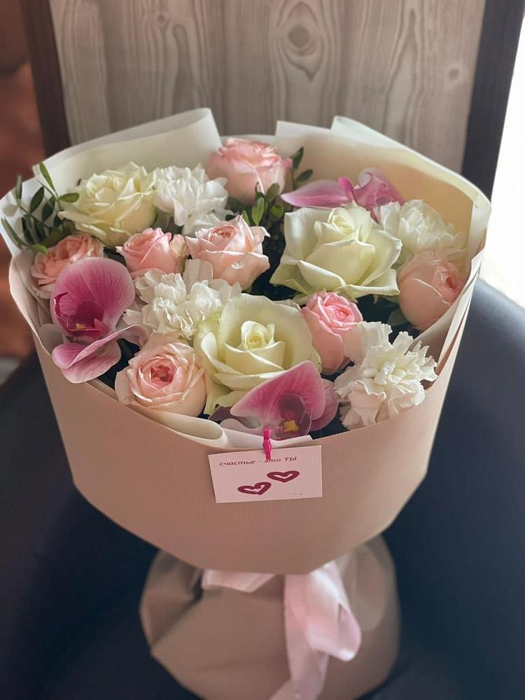 Букет цветов из: Орхидеи, Розы и Гвоздики в Залужном