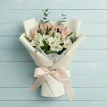 Букет цветов из:  Альстромерии #REPLACE_PRED# Залужном