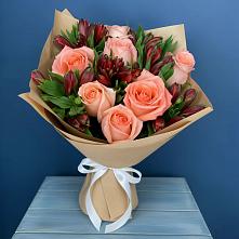 Букет цветов из:  Розы и Альстромерии в Залужном