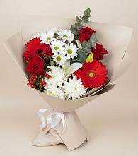 Букет цветов из:  Розы, Хризантемы, Герберы и Лилии в Залужном
