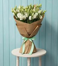 Букет цветов из:  Лизиантусы в Залужном