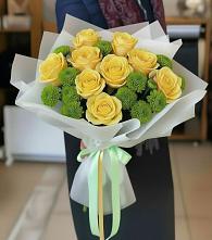 Букет цветов из:  Хризантемы и Розы в Залужном