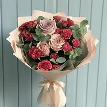 Букет цветов из:  Гвоздики и Розы в Залужном